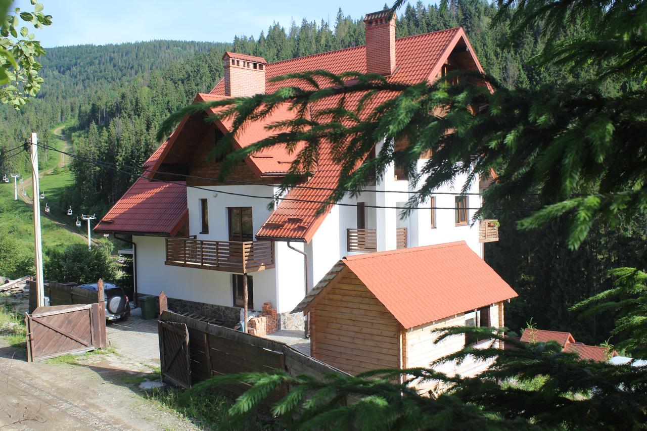 Біля Витягу Slavske Ngoại thất bức ảnh